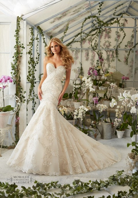 Mori Lee gown store