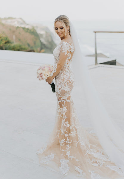 https://preownedweddingdresses.com/cdn/shop/products/nektaria-venice-2019-633d3aba281ad_1f0017a5-1e93-4db0-a7bf-dac126ffb401_grande.jpg?v=1686102752