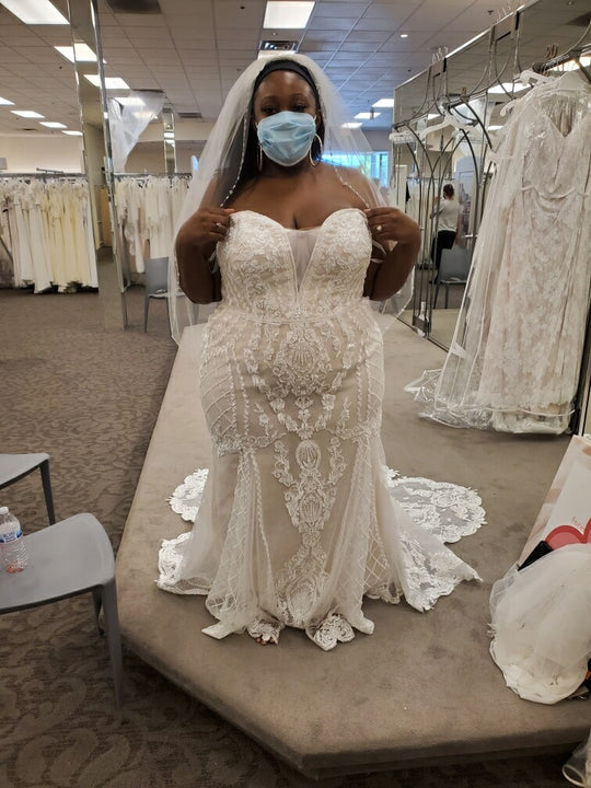 Oleg Cassini 8CWG878