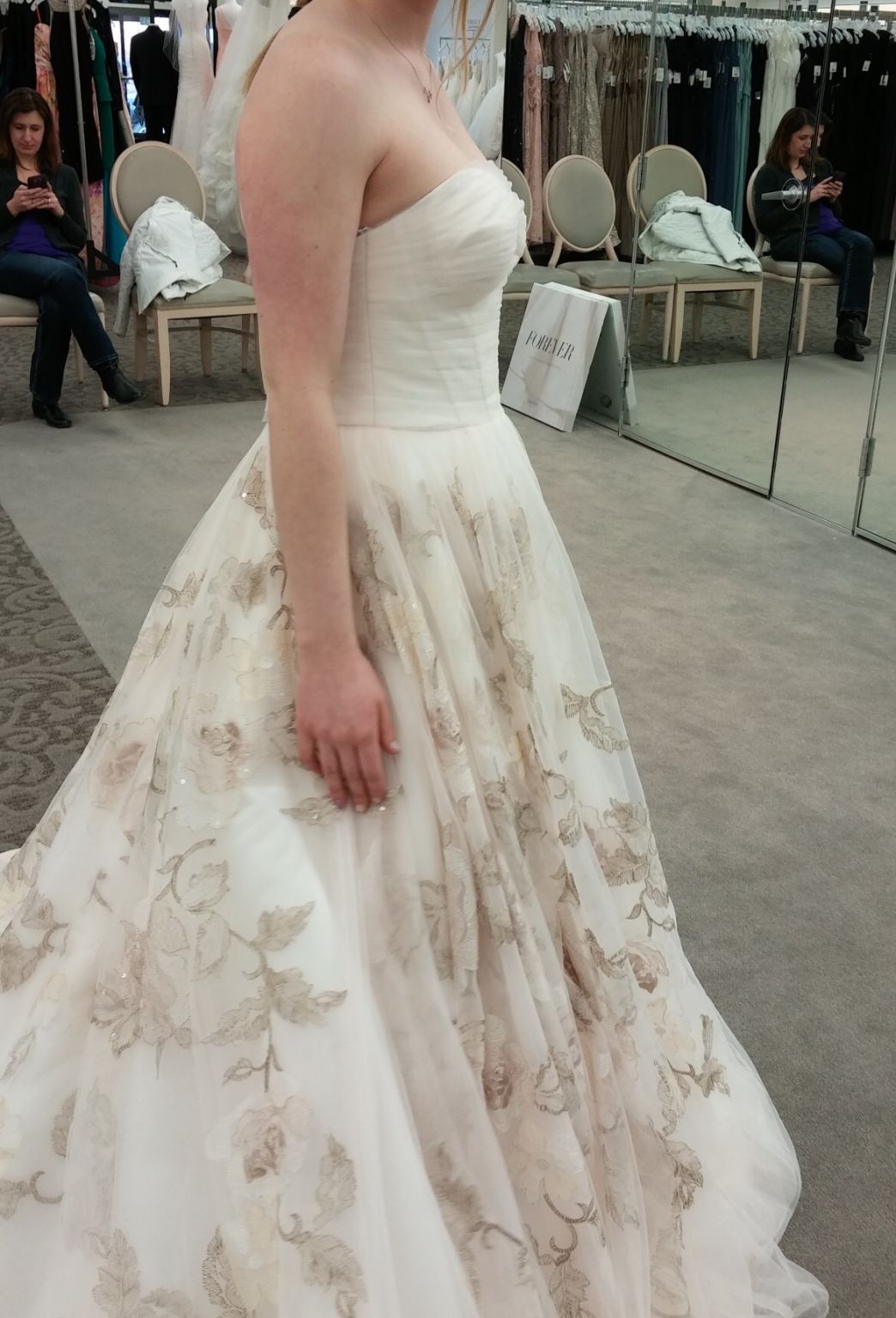 Oleg Cassini CWG614 – Nearly Newlywed