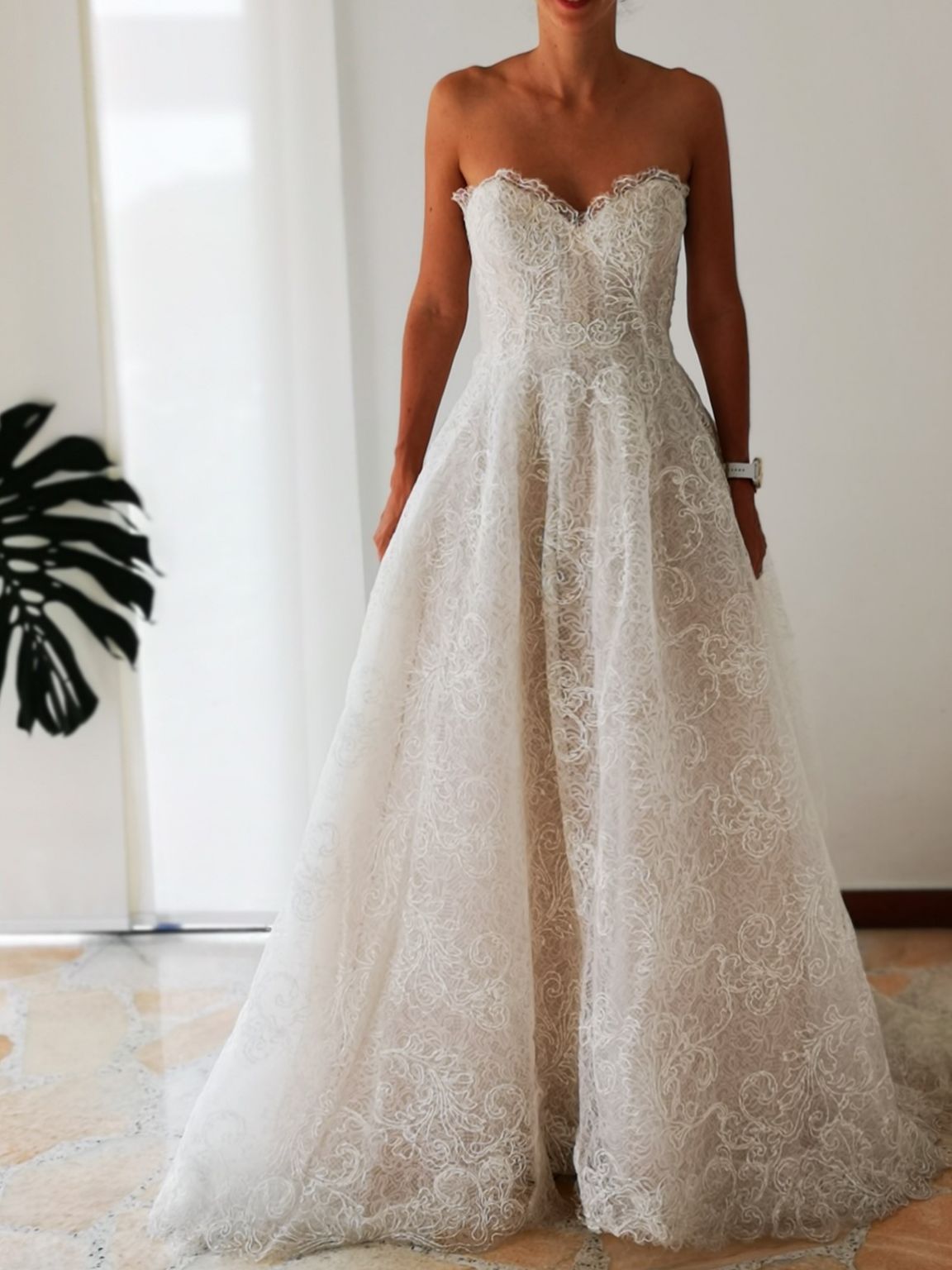 Oscar de la Renta Dee/66N54G – Nearly Newlywed
