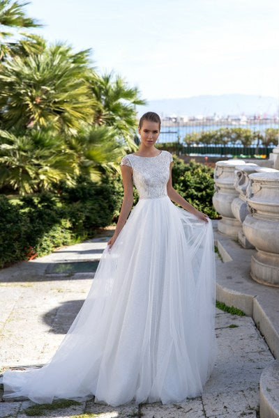Other Monica Loretti 8103 – Nearly Newlywed