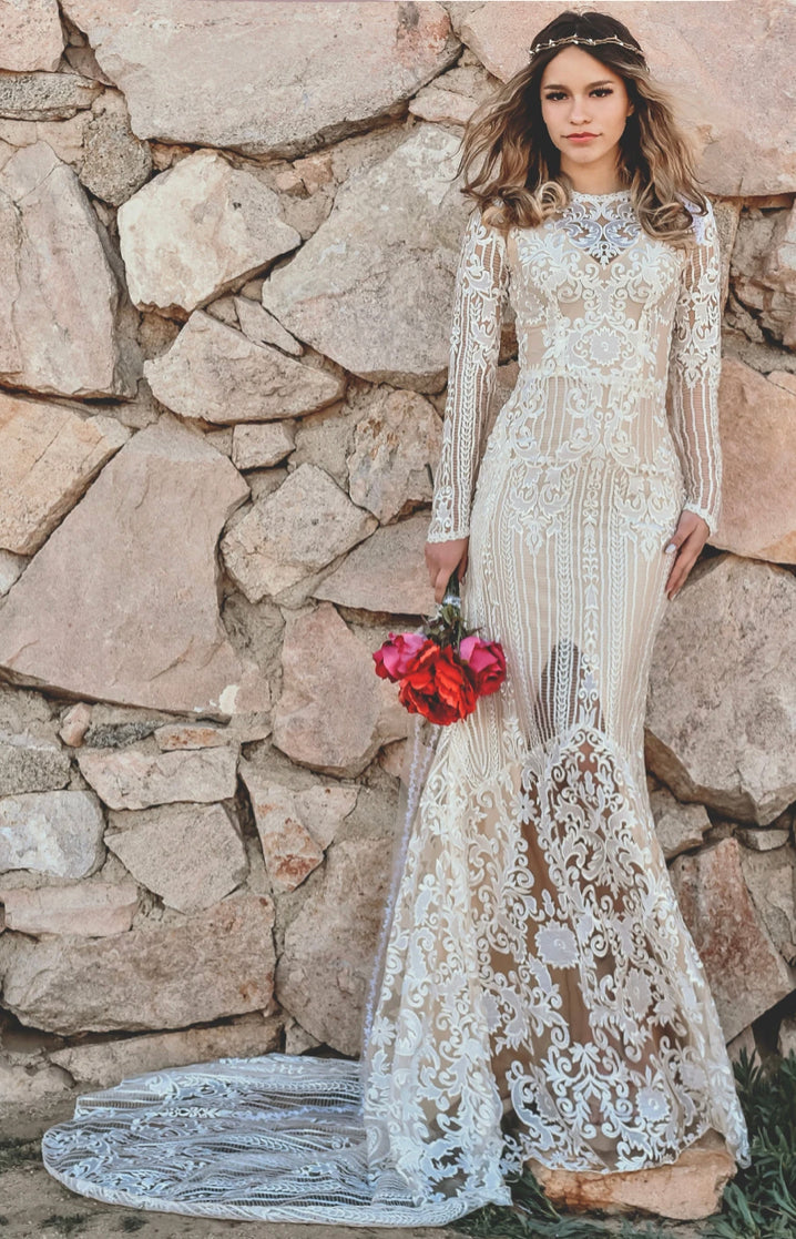 Saldana vintage wedding 2025