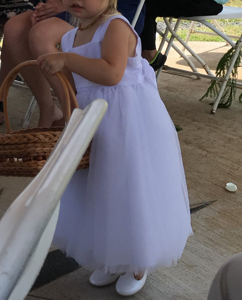 Isabel garreton 2024 flower girl