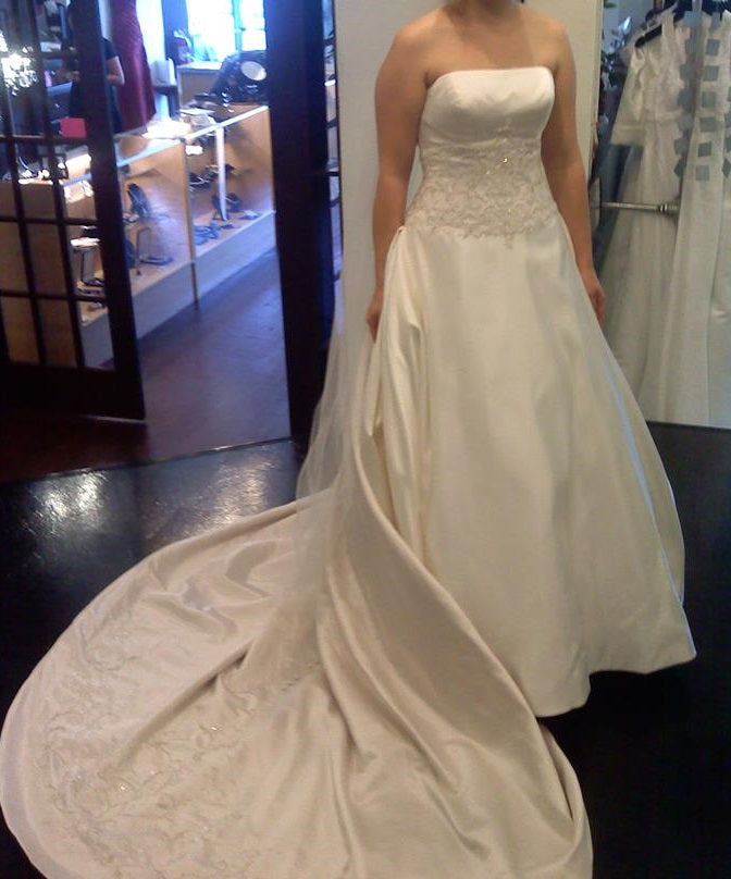 Other Unknown Designer and Style Number – Nearly Newlywed