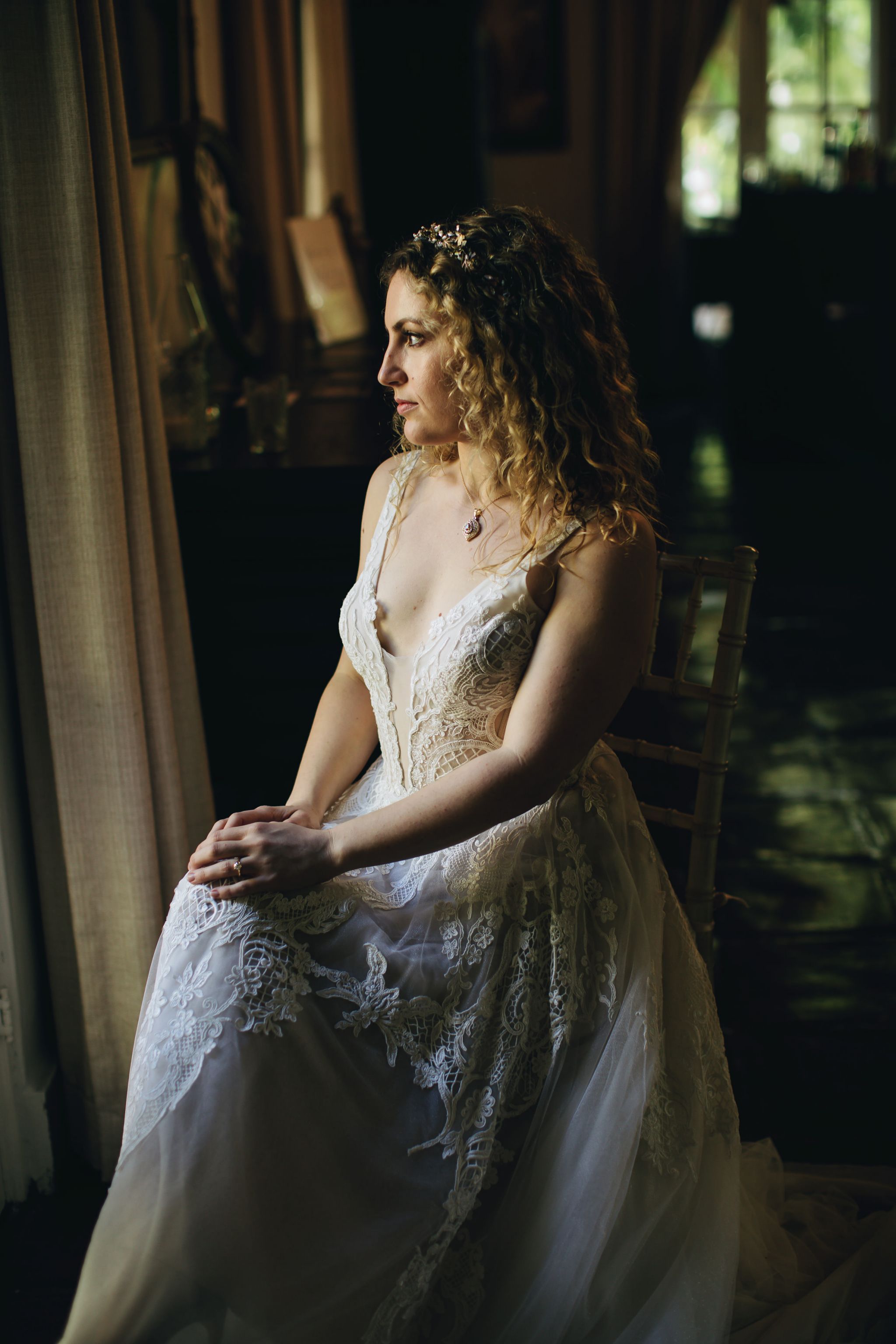 Pallas Couture Musette – Nearly Newlywed