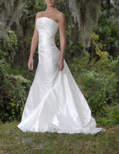 Pronovias 2006 bridal clearance collection