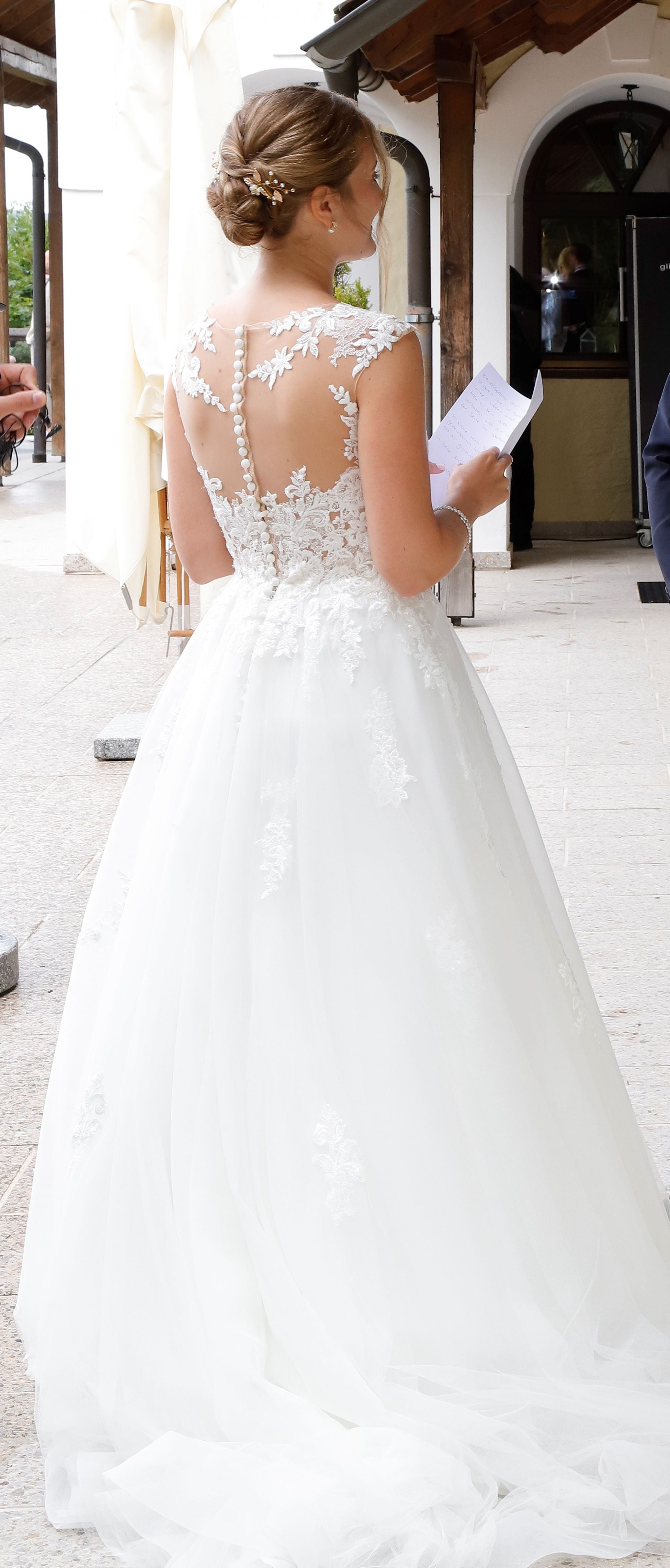 Pronovias Ganymede – Nearly Newlywed