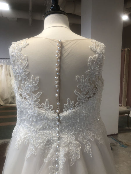 Io pronovias sale