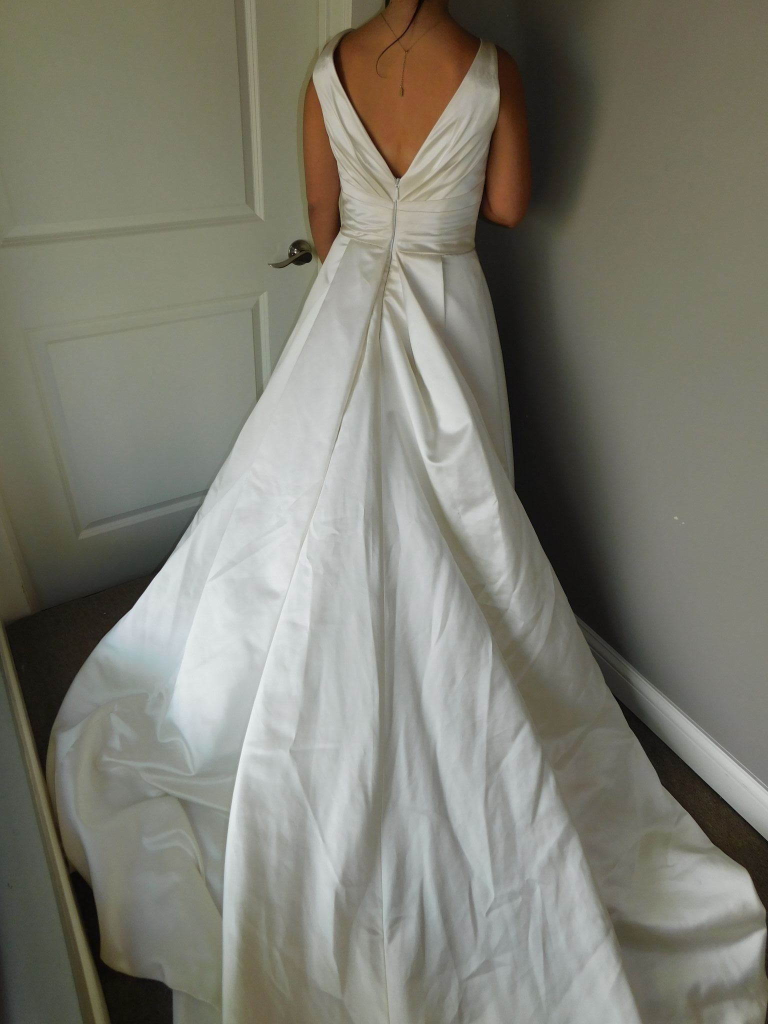 Pronovias Ocumo – Nearly Newlywed