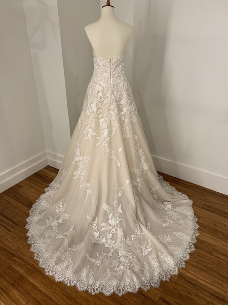 Elcira best sale pronovias price