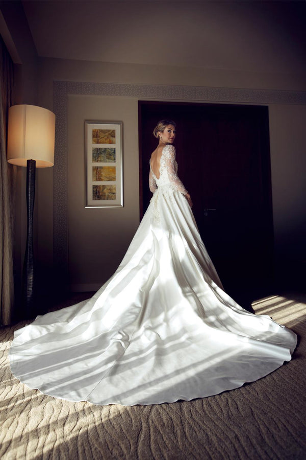 Pronovias Elie By Elie Saab 2015/ MONET – Nearly Newlywed