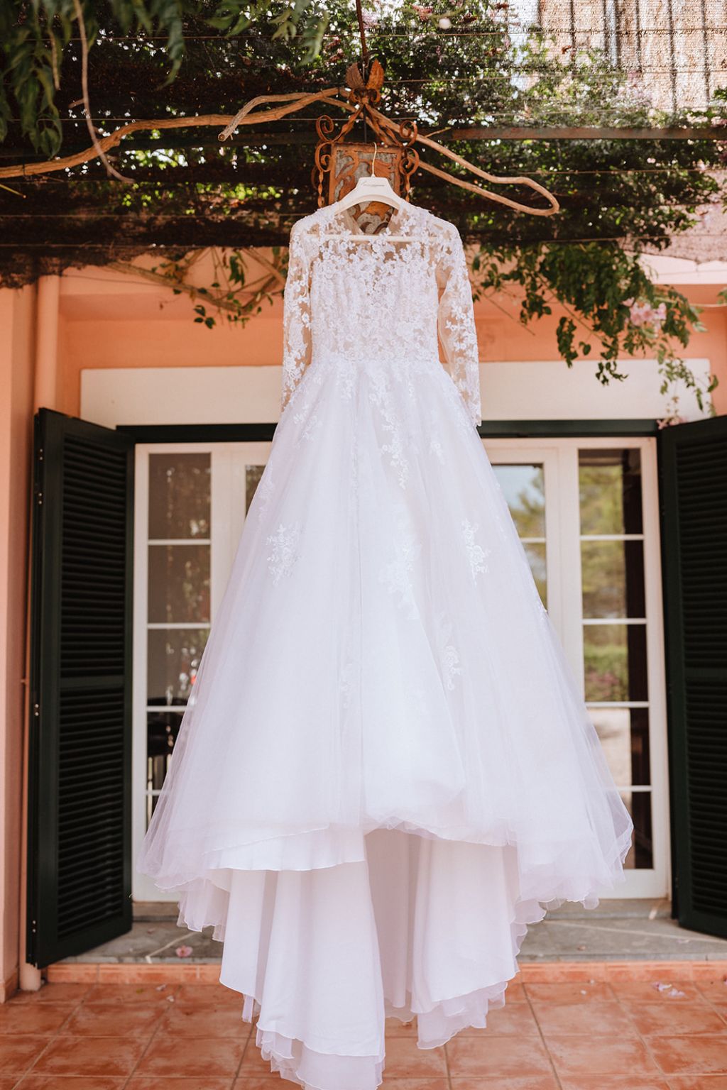 Pronovias Drizana – Nearly Newlywed