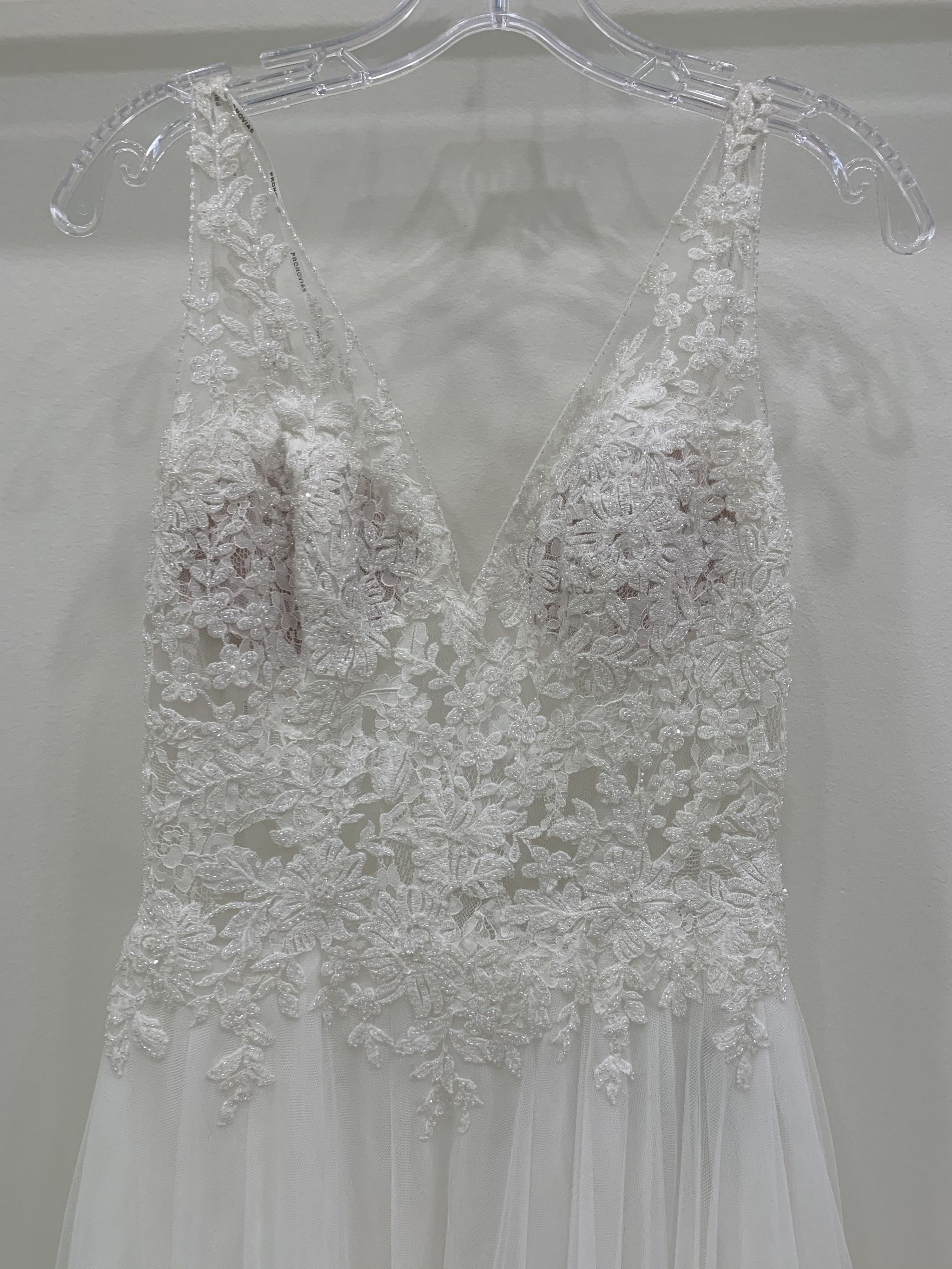 【早いもの勝ち】【破格】pronovias ESTANBUL 早いもの勝ち】【破格】pronovias ESTANBUL