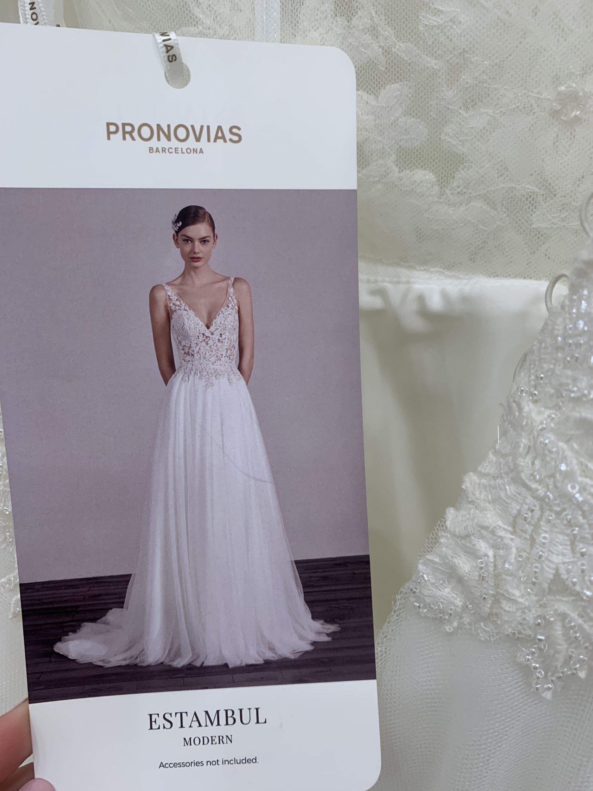 Pronovias Estambul – Nearly Newlywed