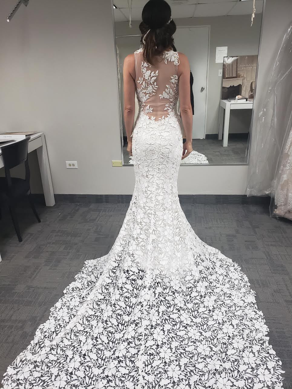 Pronovias himalaya hotsell