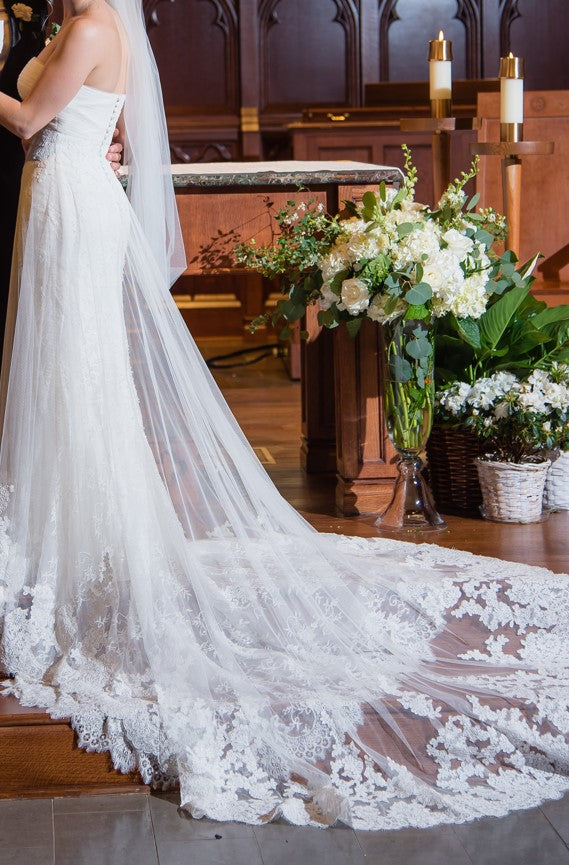 Pronovias La Sposa Denia – Nearly Newlywed