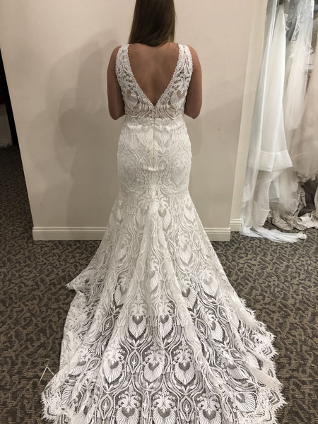 Pronovias shop magnolia price