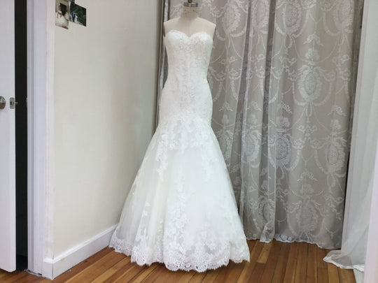 Pronovias Charis