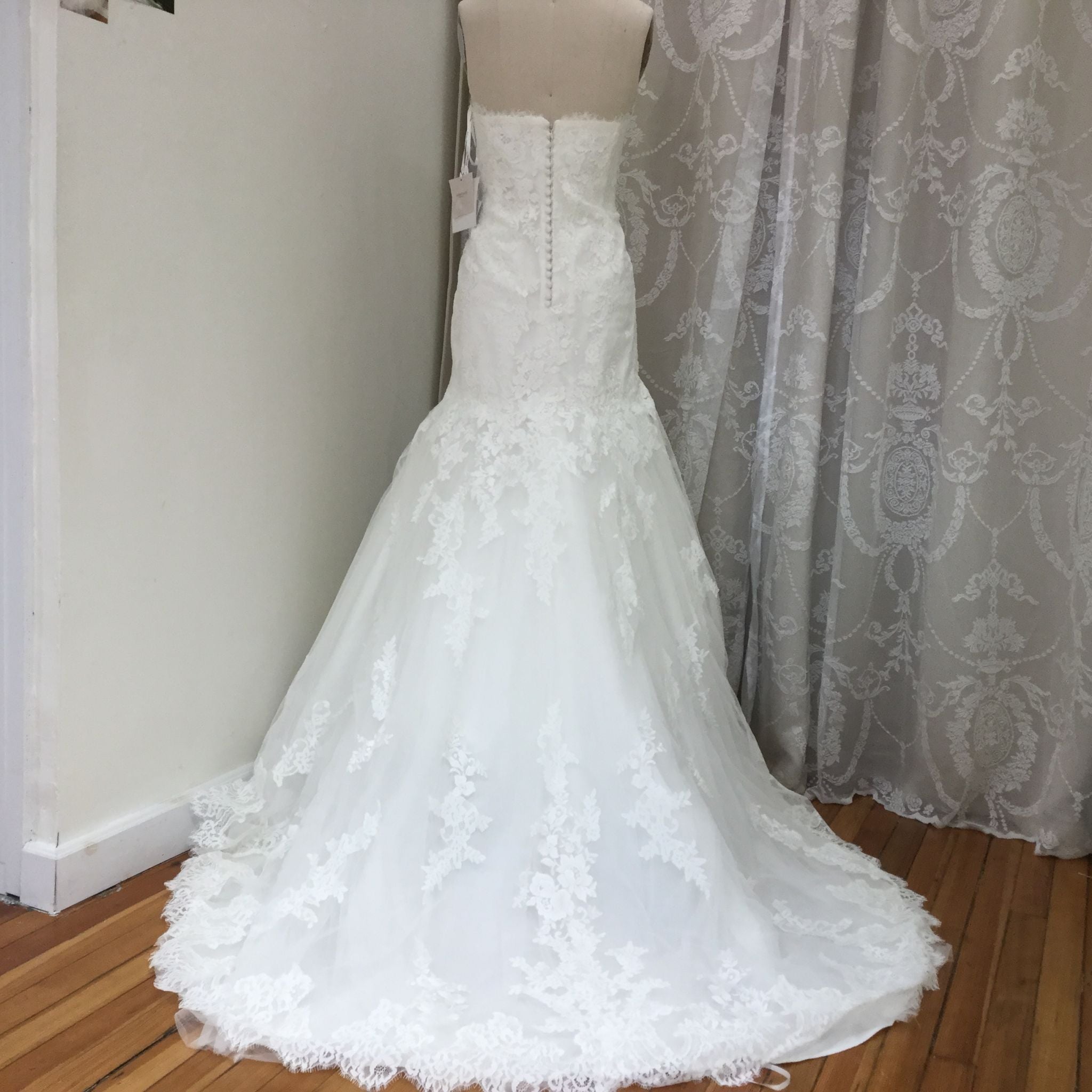 pronovias-mermaid-charis-2018- 