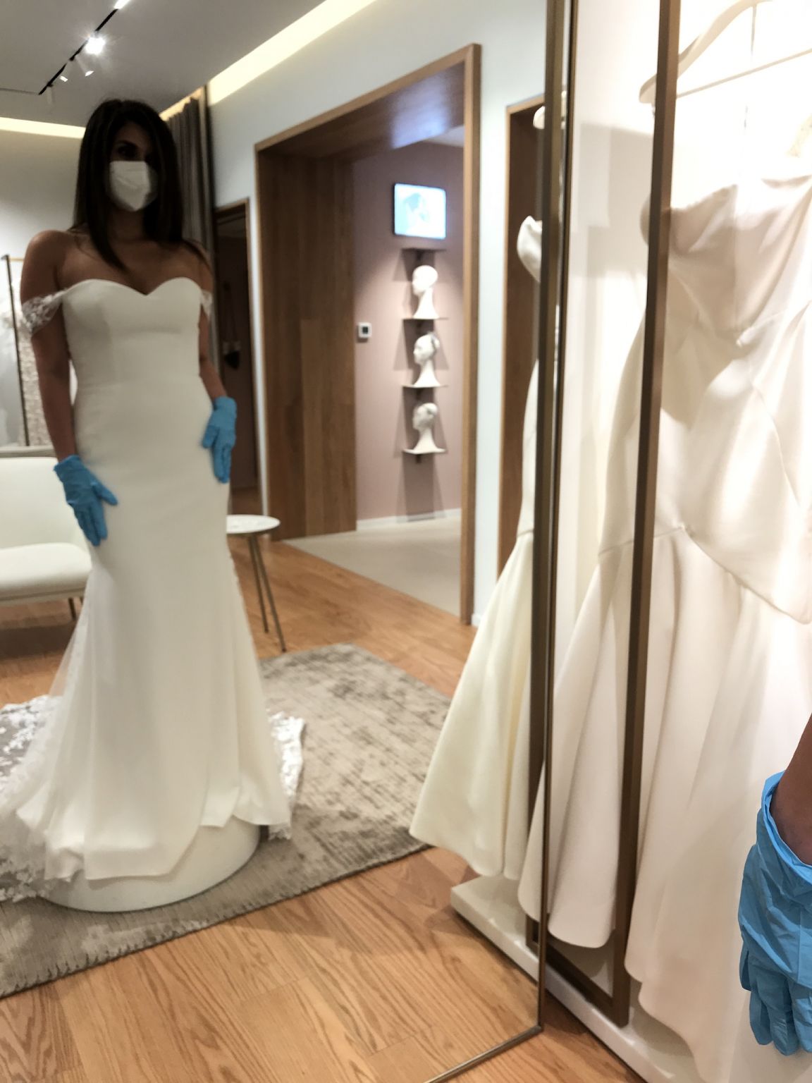 スーツ・フォーマル・ドレス pronovias syrinx Syrinx by Pronovias | Aleana's Bridal