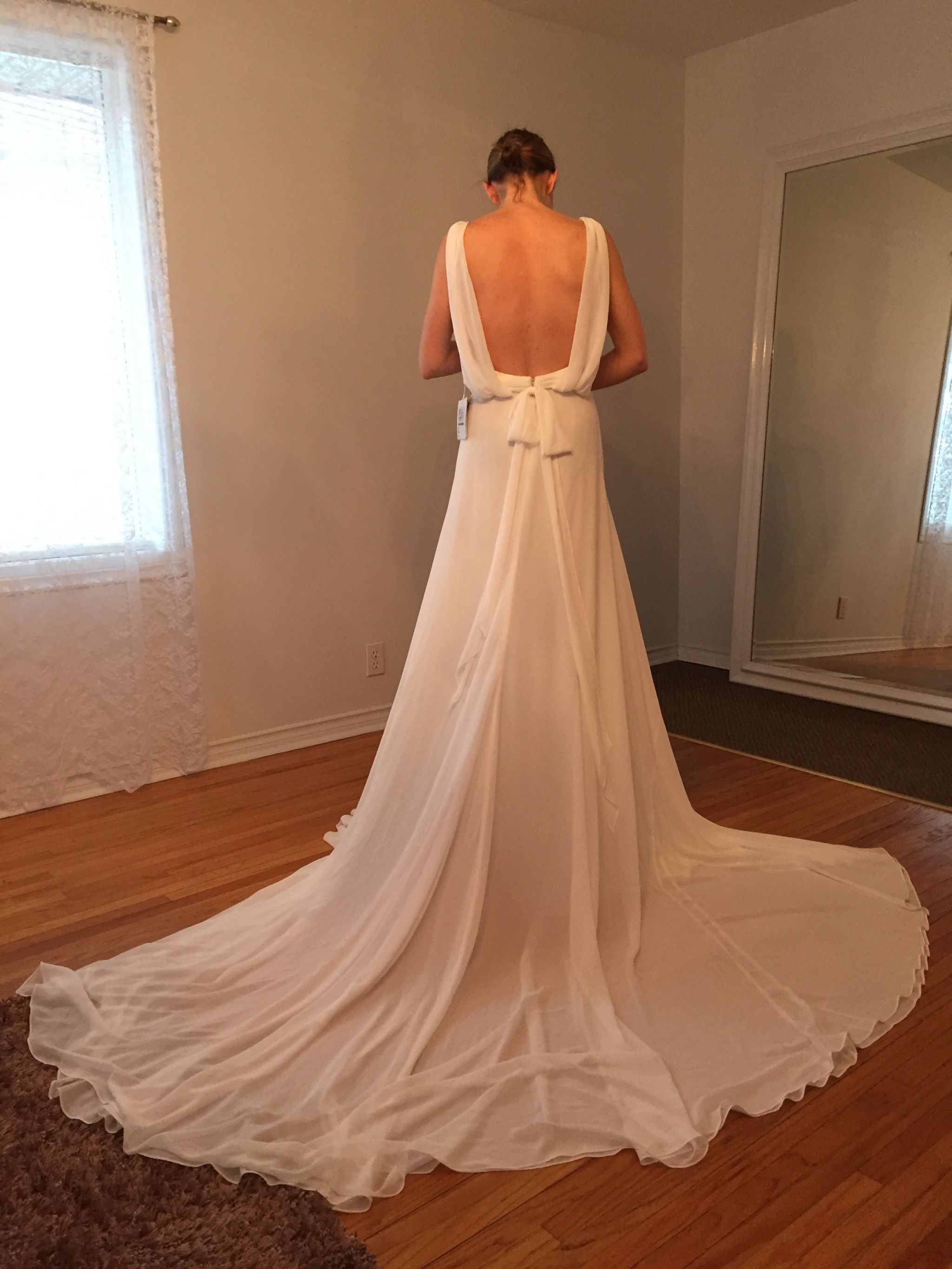 Oslo wedding dress | Beachweddingtips.com Oslo wedding dress | Beachweddingtips.com