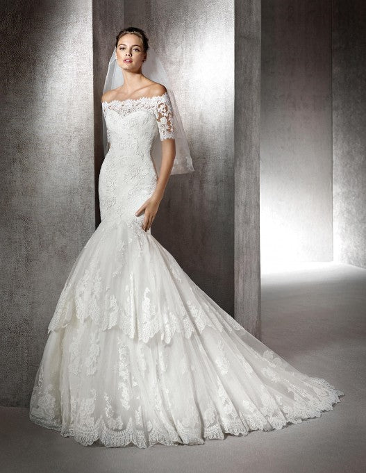 妊娠出産のため未使用【PRONOVIAS】【St.patrick】ドレス 