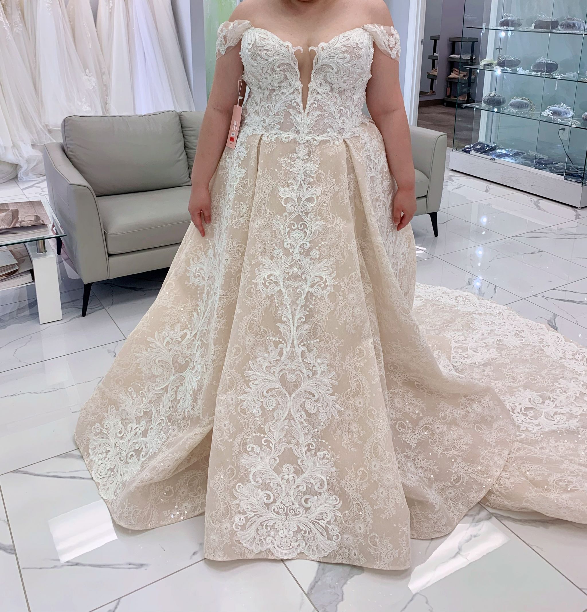 Carolina herrera guarantee 2025 sposa 2020