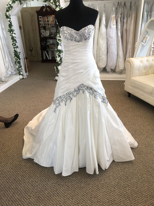 Sophia Tolli Camille/Y1900