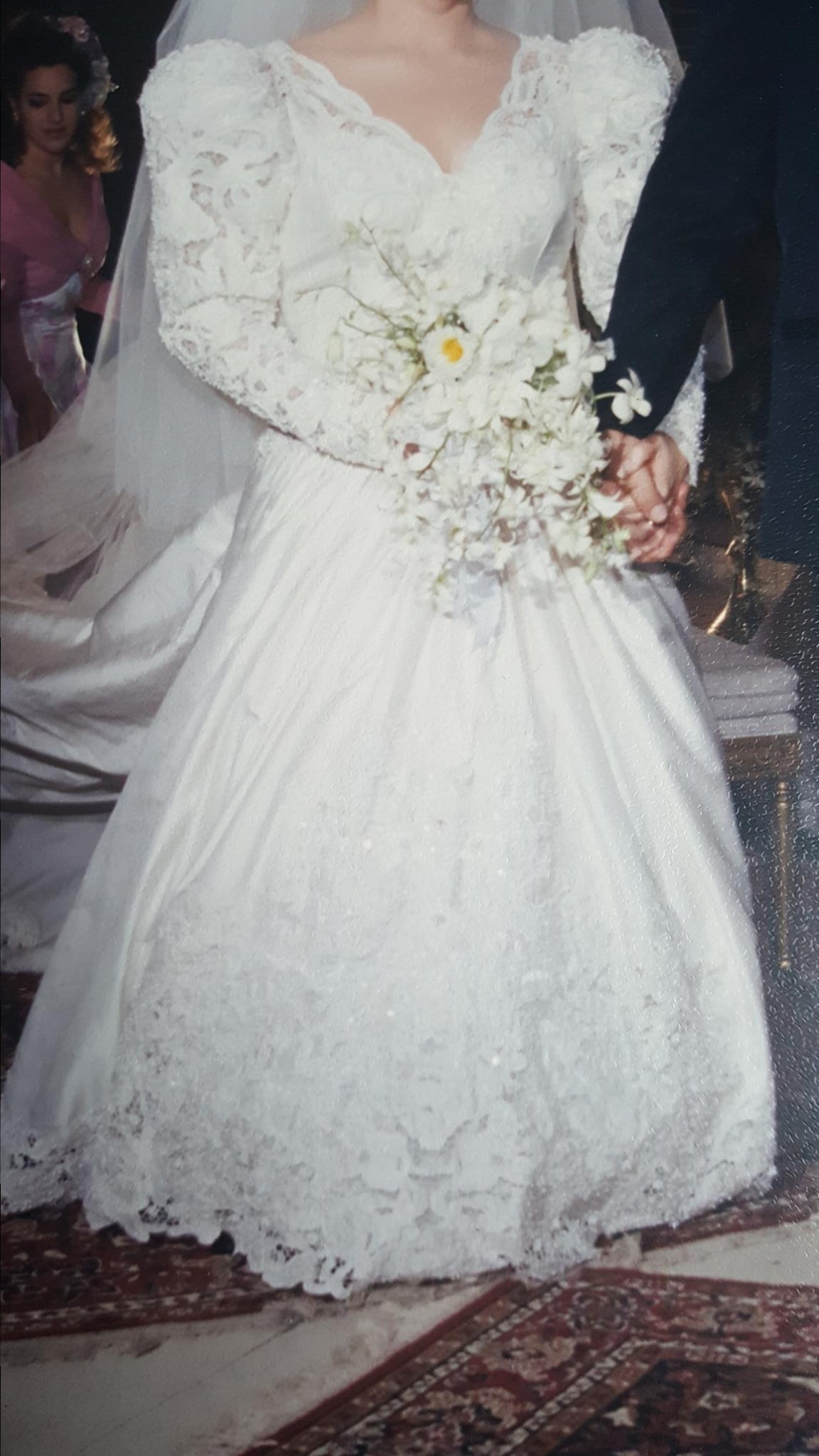 Pucchi – Nearly Newlywed