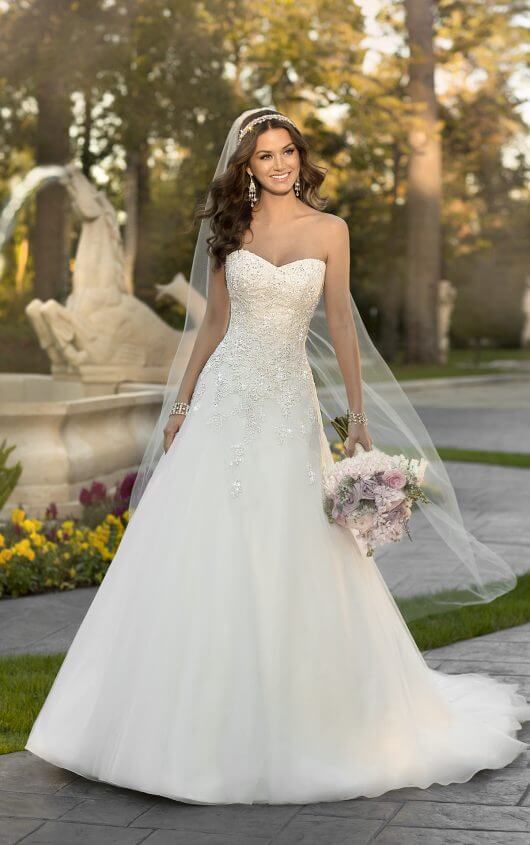 Stella York Strapless Sweetheart Ball Gown Wedding Dress Stella