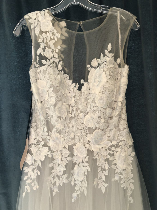 Tadashi Shoji Marsden Gown – Nearly Newlywed
