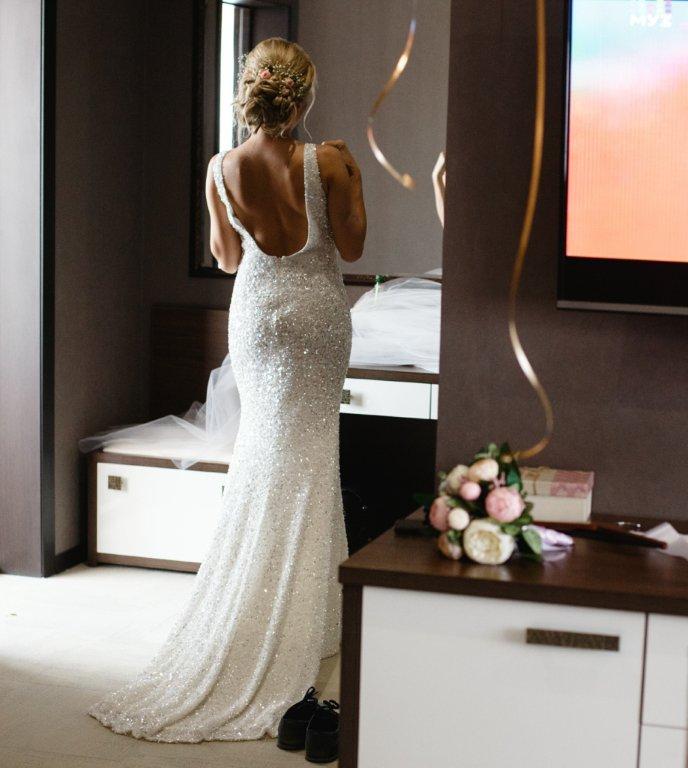 Theia Lenni – Nearly Newlywed