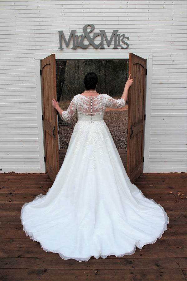 Venus Symphony – Nearly Newlywed