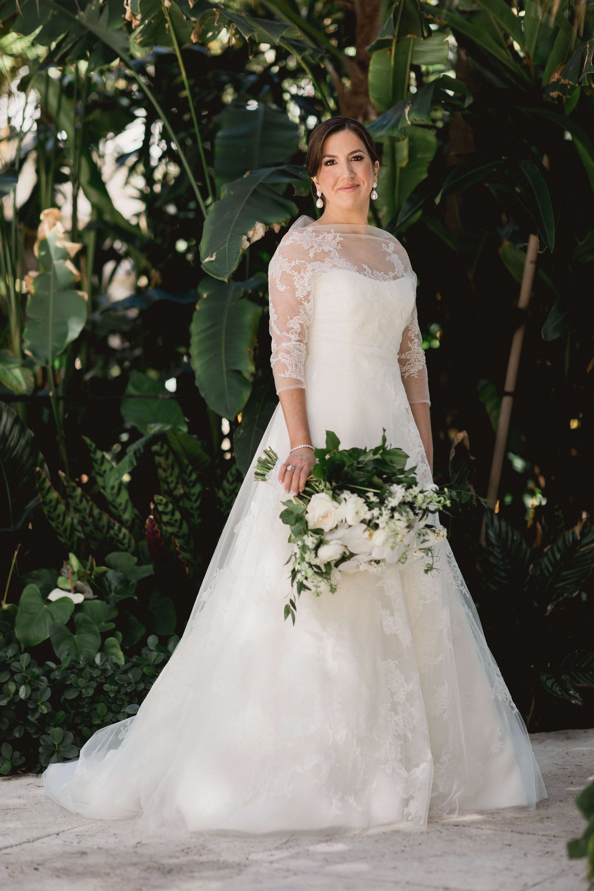 vera wang designer dresses Cherril Nearly Newlywed Vera Bridal Boutique Alexander Wang