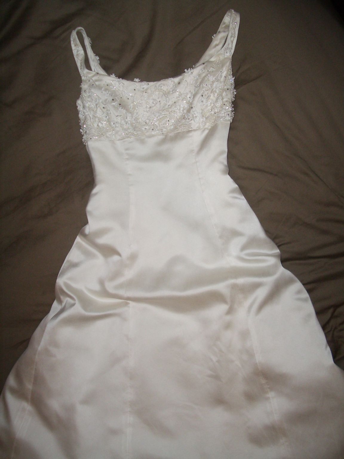 Vera Wang – Nearly Newlywed Vera Wang – Nearly Newlywed