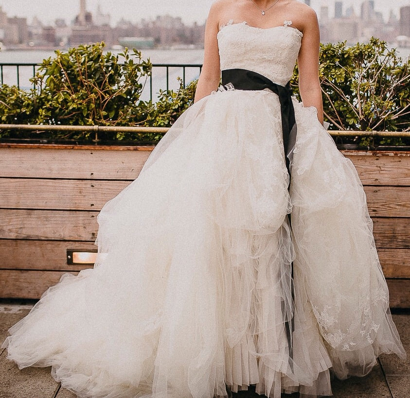 Vera Wang Eliza Luxe