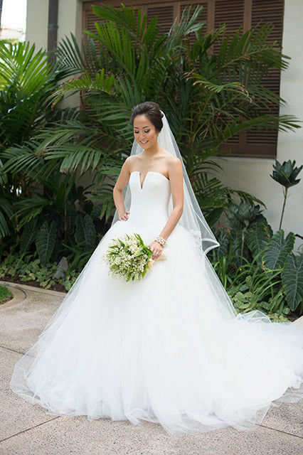 Vera Wang Fernanda – Nearly Newlywed Vera Wang Fernanda – Nearly Newlywed