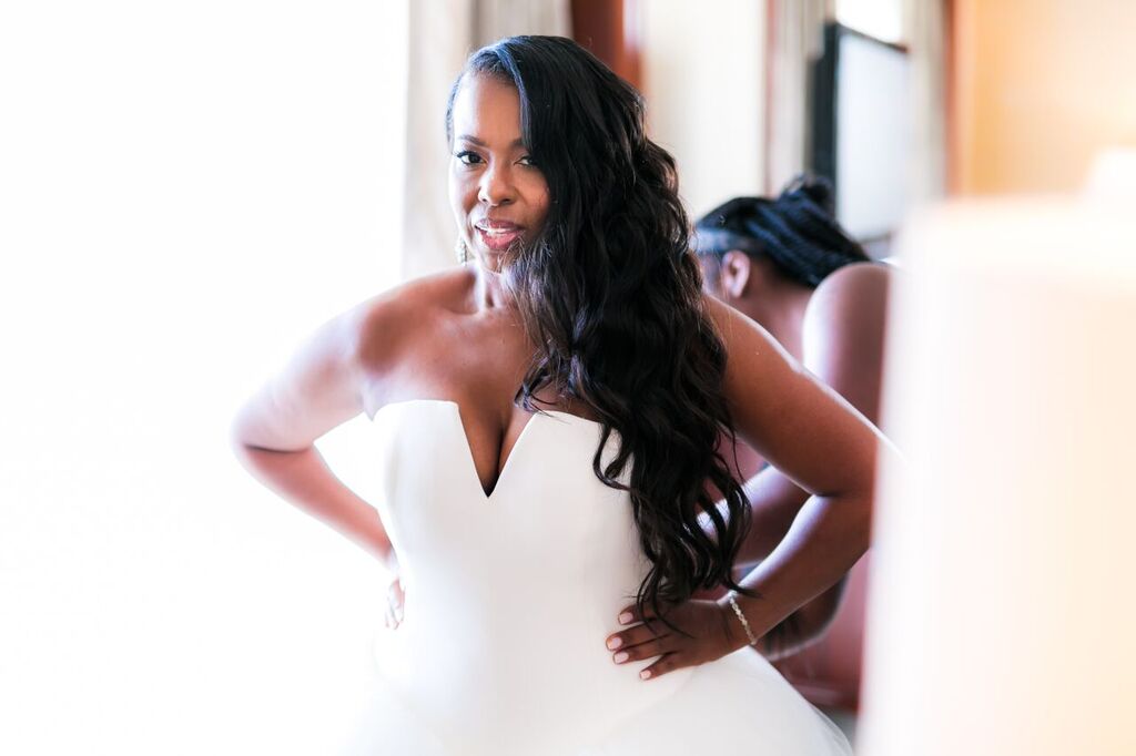 Vera Wang Fernanda – Nearly Newlywed Vera Wang Fernanda – Nearly Newlywed