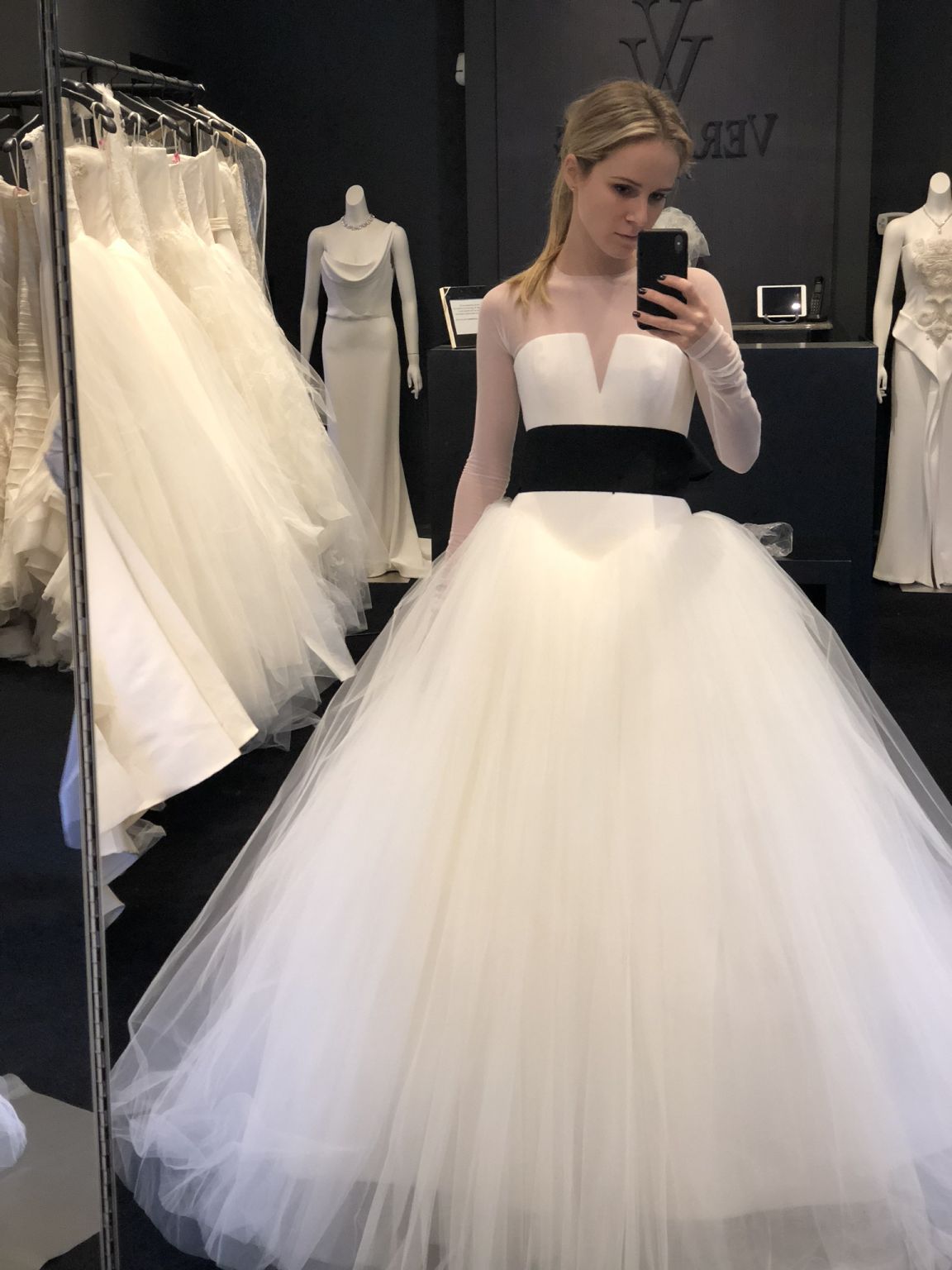 Vera Wang Fernanda – Nearly Newlywed Vera Wang Fernanda – Nearly Newlywed