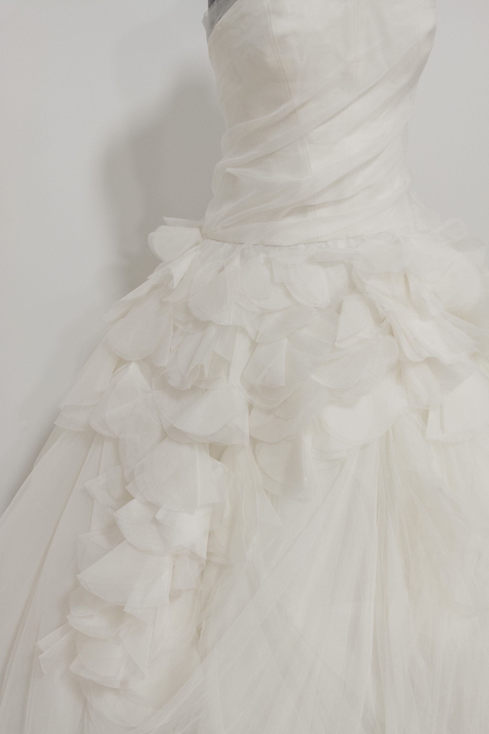 【値下げ】Vera Wang Hayley US0 Vera Wang hayley – Nearly Newlywed