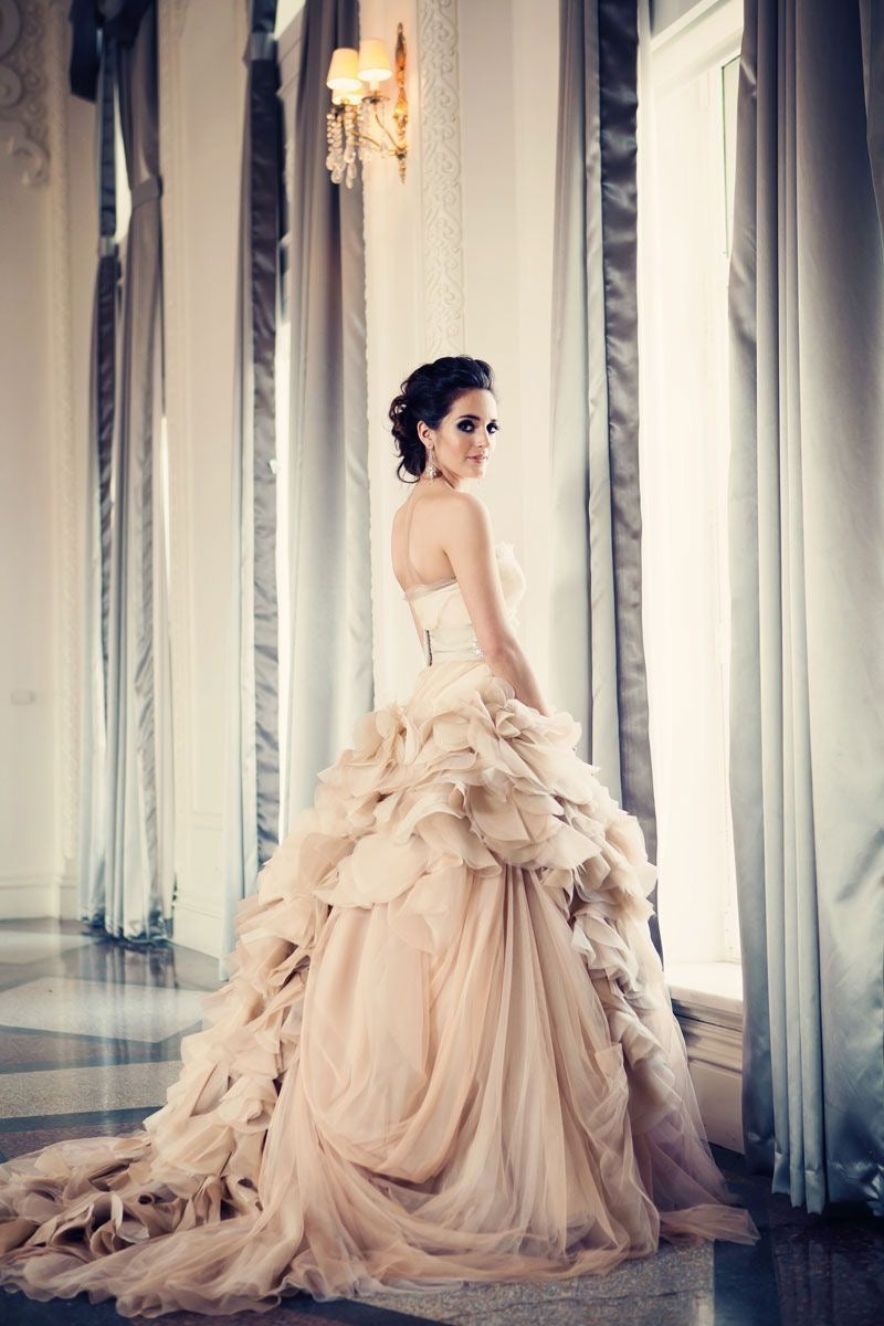 Hayley vera wang hotsell