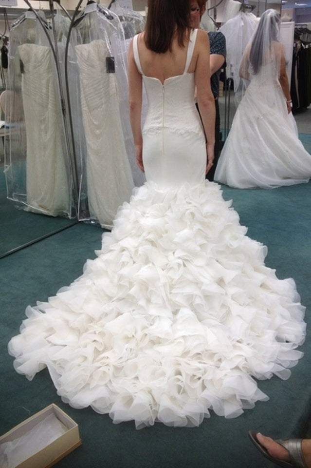 Vera deals popular wang bridal Vera deals popular wang bridal