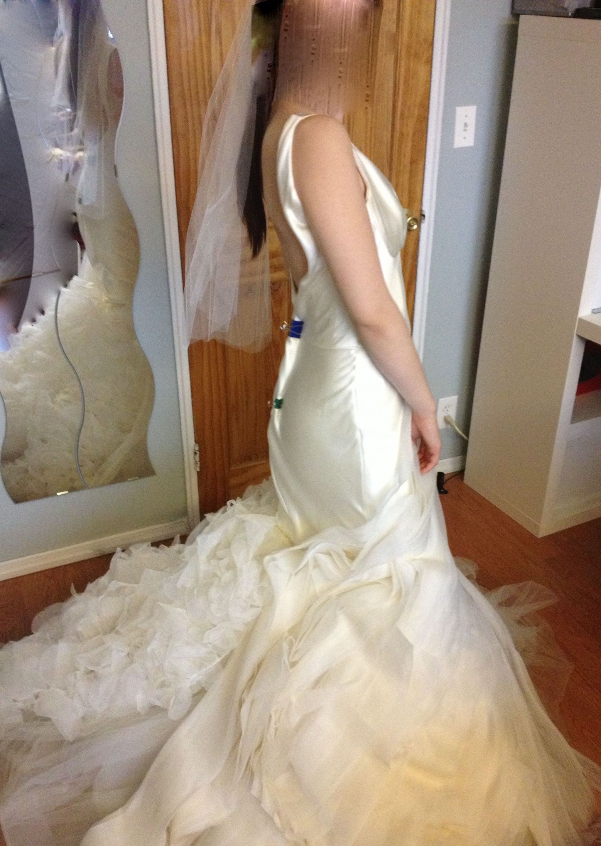 Vera Wang Vera Wang Janice Size 8 – Nearly Newlywed Vera Wang Vera Wang Janice Size 8 – Nearly Newlywed