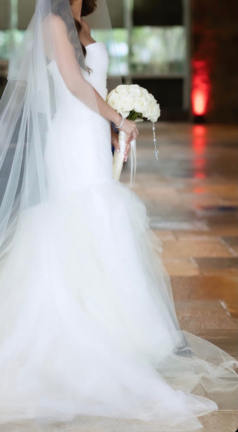 VERAWANG／Pavlova／US4 Vera Wang Pavlova – Nearly Newlywed