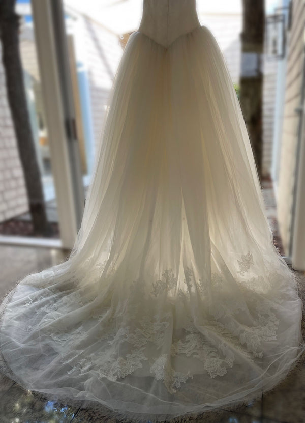 Vera Wang White vw351135 – Nearly Newlywed