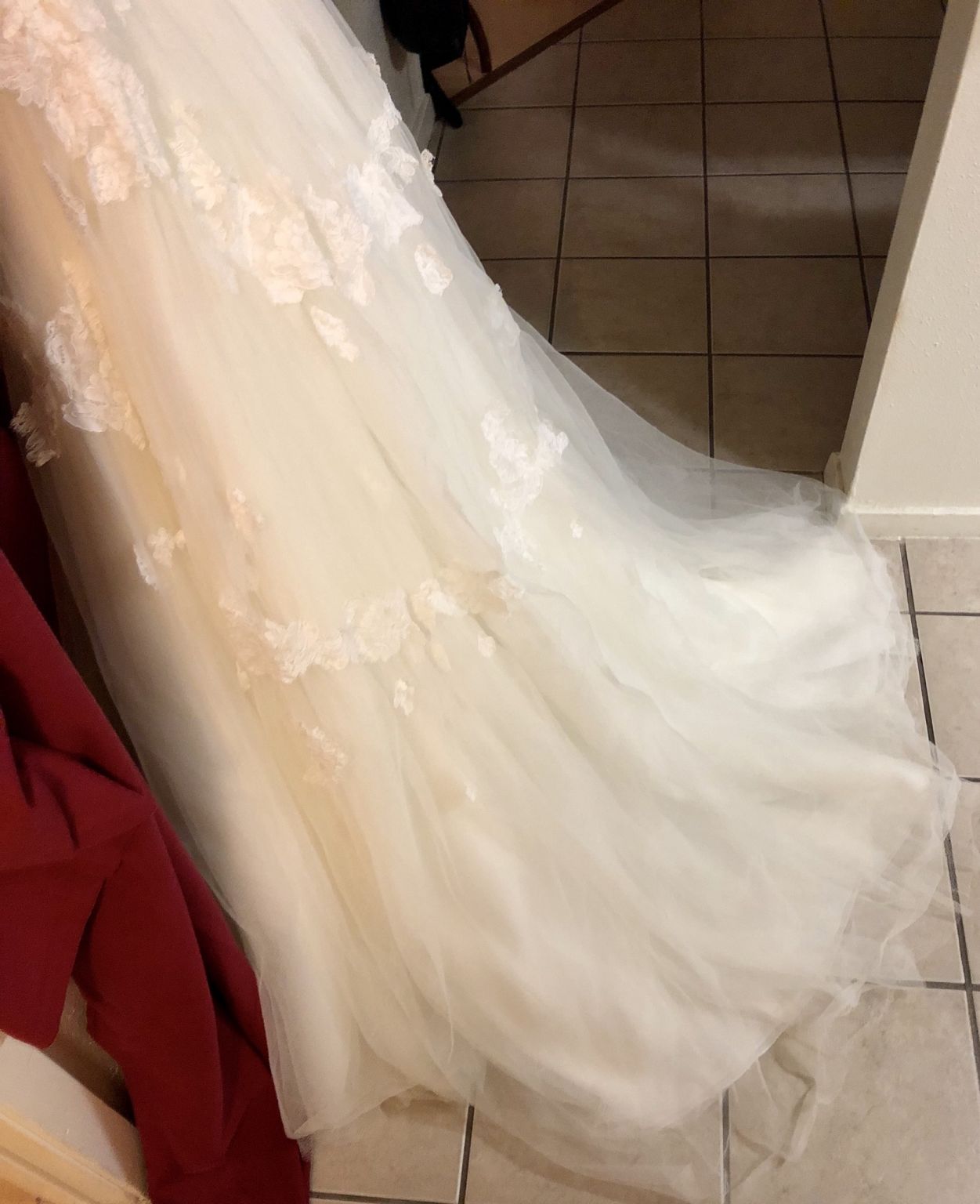 Vera Wang White VW351242 – Nearly Newlywed Vera Wang White VW351242 – Nearly Newlywed
