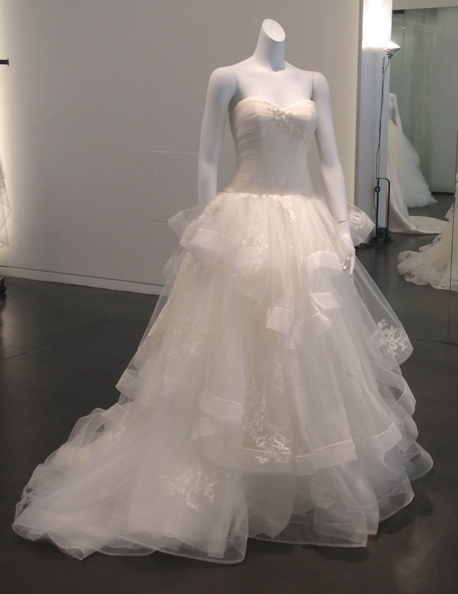 Vera Wang White vw351197 – Nearly Newlywed