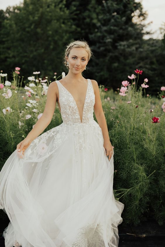 Watters Seely – PreOwnedWeddingDresses