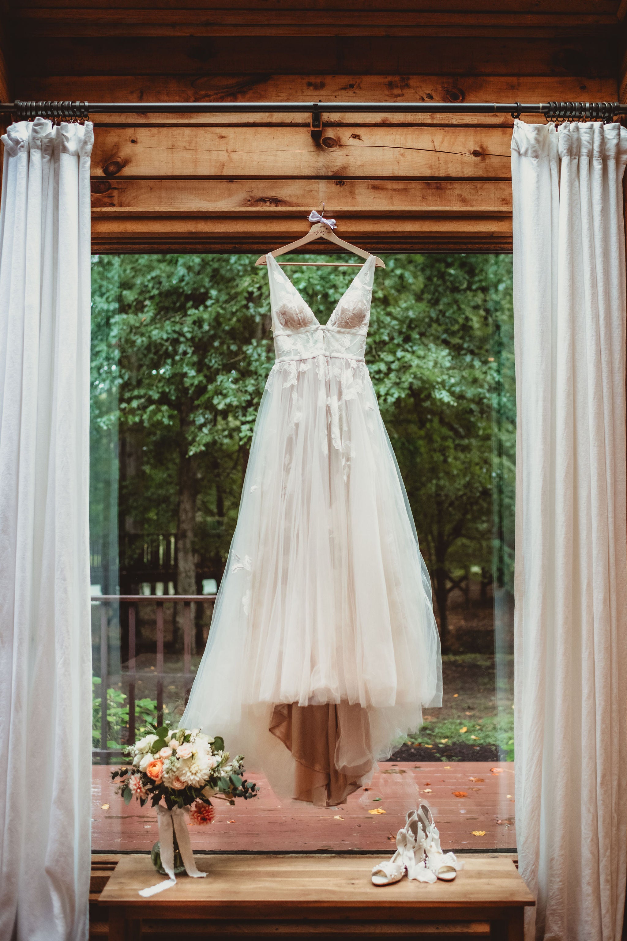 WILLOWBY Galatea Moscato color Nearly Newlywed